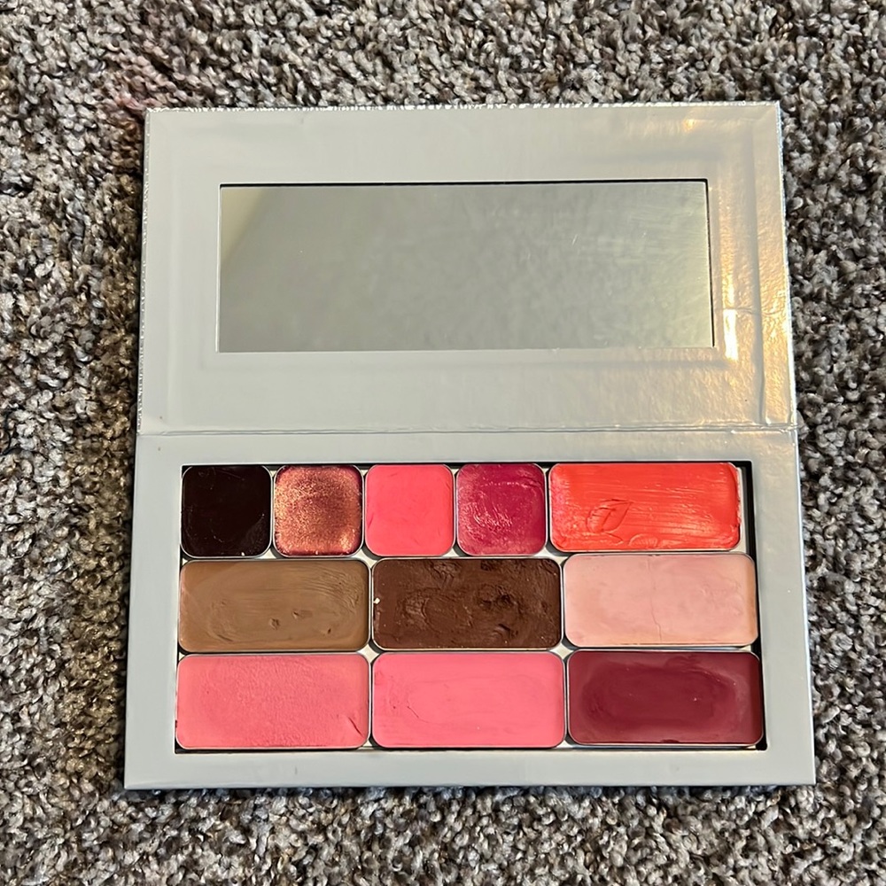 Seint Palette w/ Lip&Cheeks